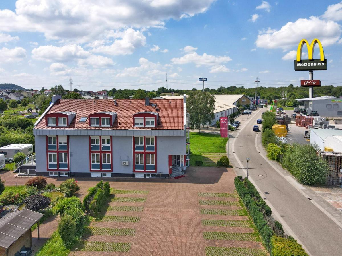 Hotel Kick Rauenberg  Exteriér fotografie