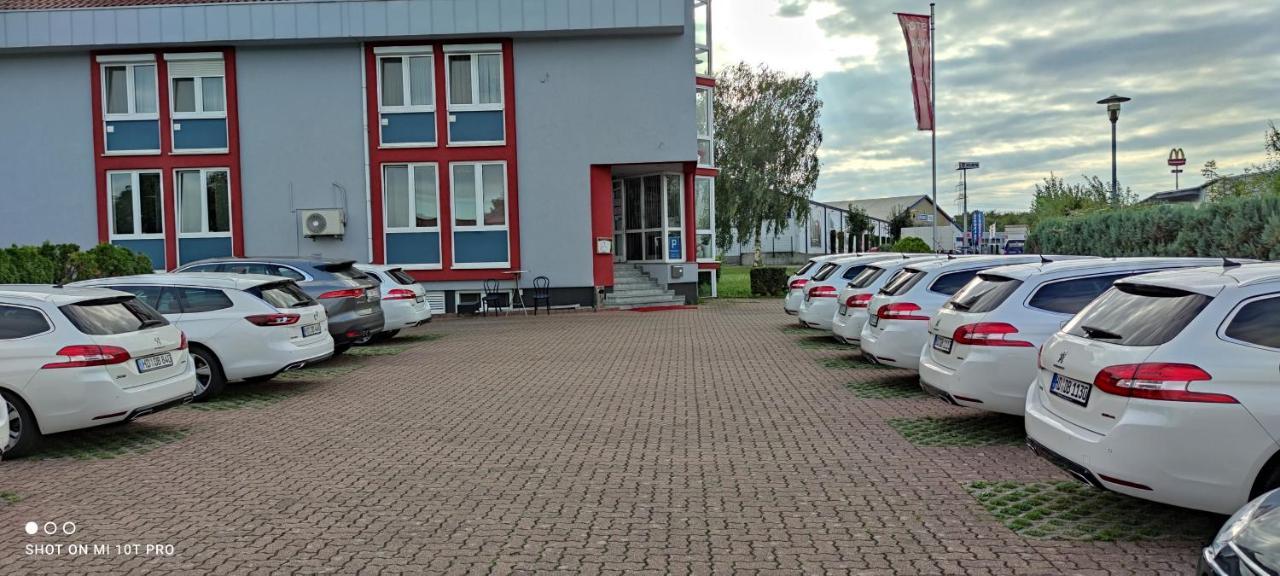 Hotel Kick Rauenberg  Exteriér fotografie